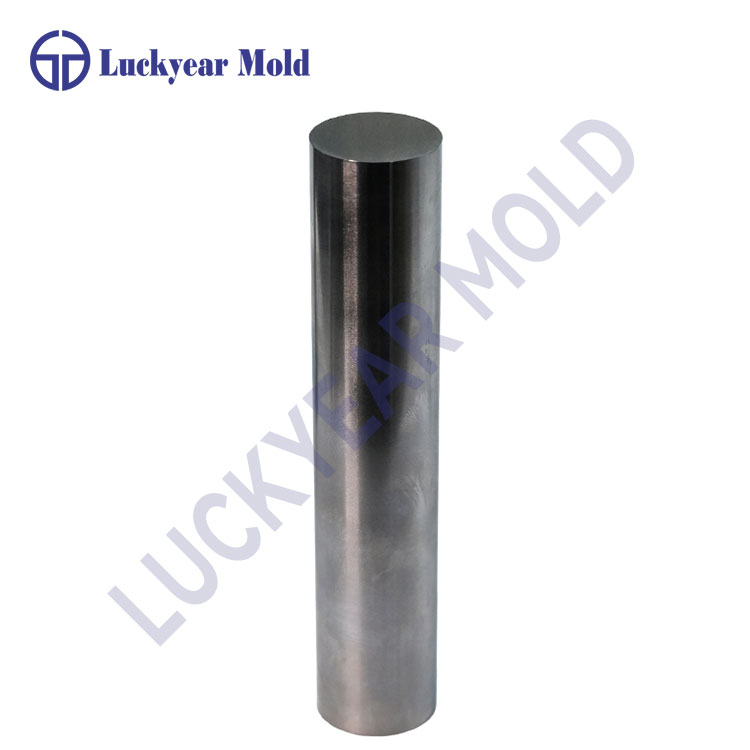 Cén fáth a meastar go bhfuil Precision Carbide Punches and Dies mar chroí-uirlis le haghaidh ardéifeachtúlachta agus marthanachta i dtionscal déantúsaíochta na Síne?