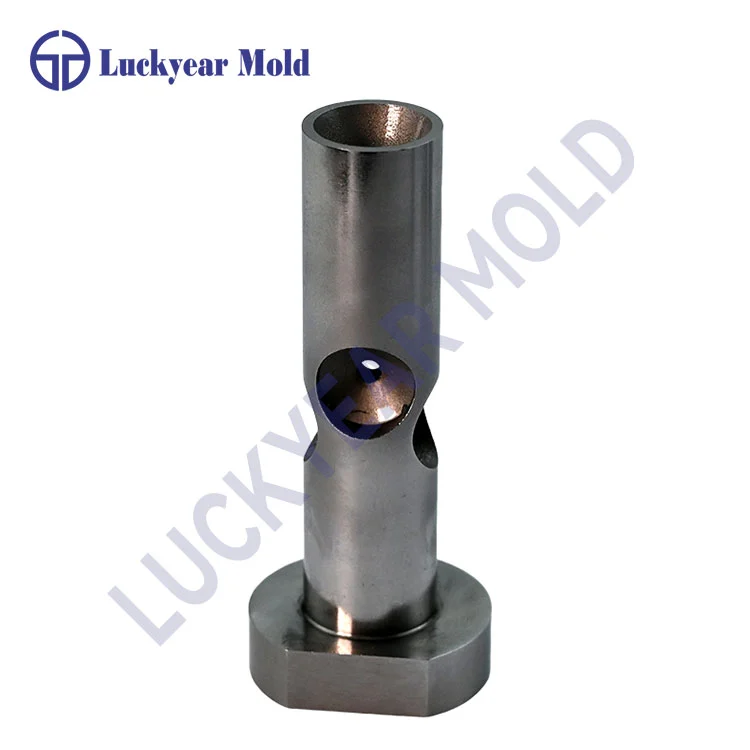 Páirteanna Cruach Déanta Saincheaptha